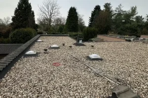 Zonnepanelen verwijderen en terugplaatsen in Malden