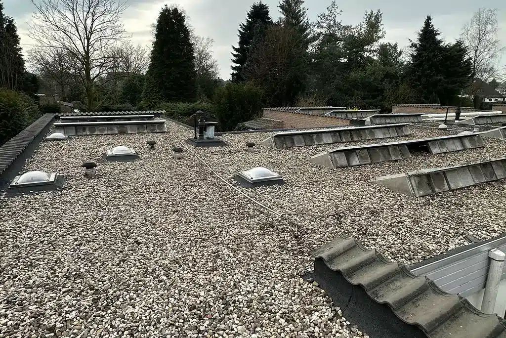 Zonnepanelen verwijderen en terugplaatsen in Malden